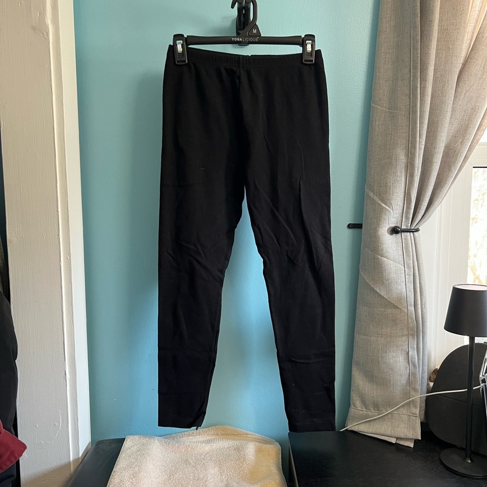 Black Tapered Joggers with Elastic Waistband